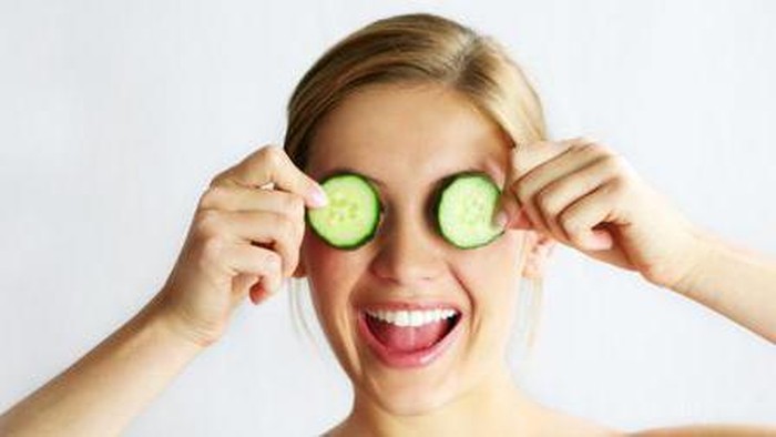 Tips-Tips Perawatan Wajah Alami Selebriti