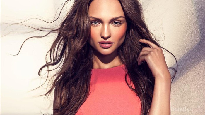 Tips Agar Makeup Tahan Lama Saat Berada di Luar Ruangan