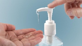 Membuat Hand Sanitizer Sesuai Formulasi WHO