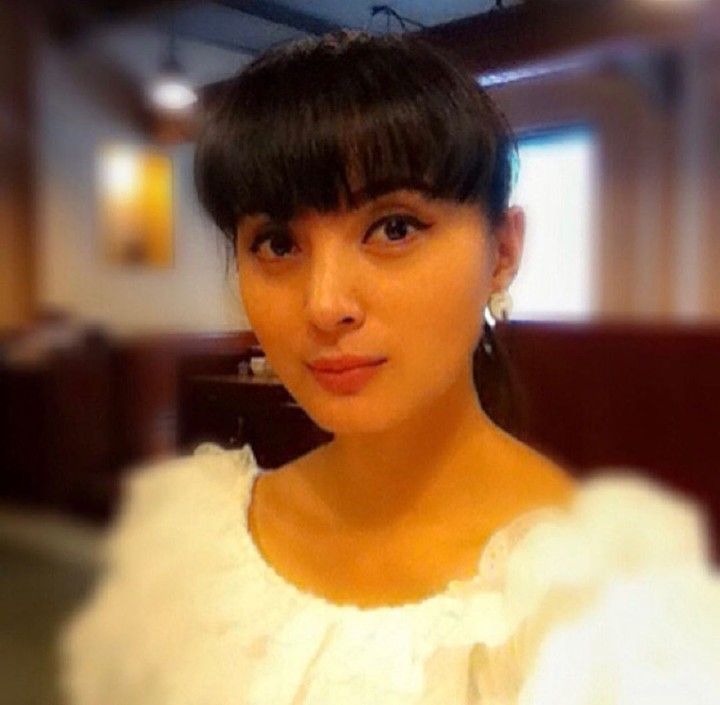 Intip 7 Potret Cantiknya Della Puspita, Single Mom yang Awet Muda - 1