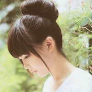 Tutorial Gaya Rambut Shock Bun untuk Acara ke Pesta, Cobain Yuk!
