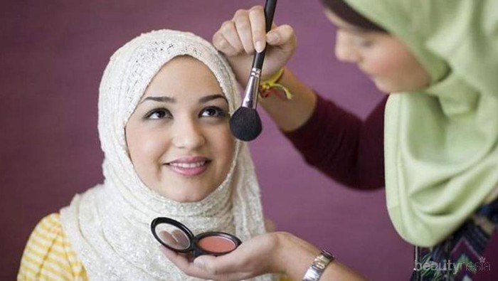 Brand Makeup Halal untuk Kulit Cantikmu