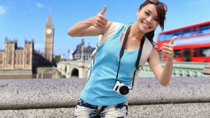 Tips Membawa Alat Makeup untuk Traveling