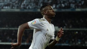 Vinicius Tiru Selebrasi Gol Ronaldo di El Clasico