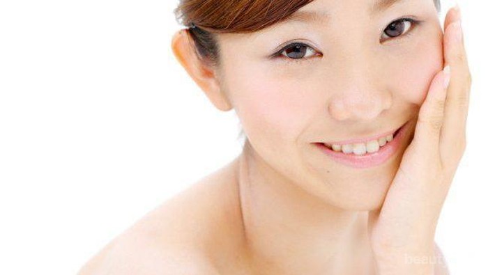 Tips Makeup Agar Tampak 5 Tahun Lebih Muda