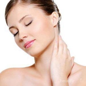 Tips Mengatasi Kulit Leher Bagian Belakang yang Hitam