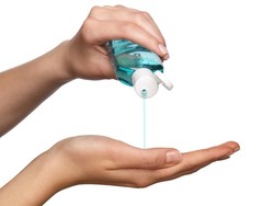 Viral Pengantin di Jakarta Minta Tamu Pakai Hand Sanitizer Sebelum Salaman