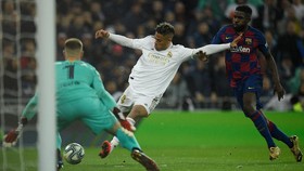 Kisah 50 Detik Mematikan Mariano Diaz di El Clasico