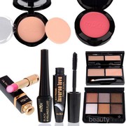 5 Peralatan Makeup yang Perlu Ada di Dalam Tas