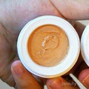 4 Merek Foundation Produksi dalam Negeri