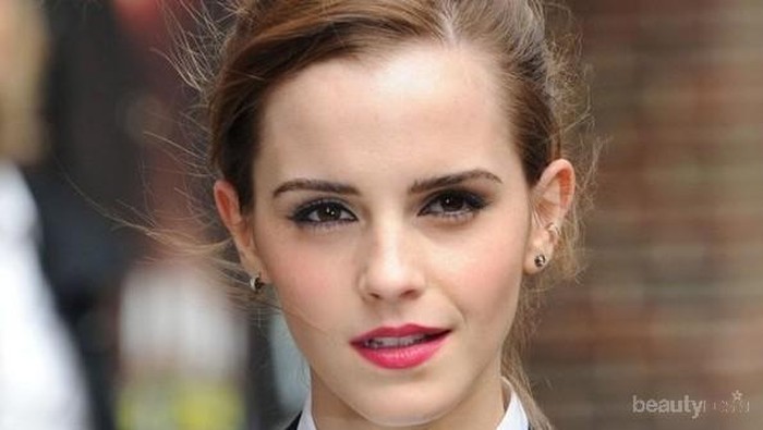 Tips Makeup untuk Tampil Cantik Saat Ke Kantor
