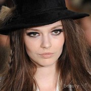 3 Cara Mudah untuk Tampil Chic