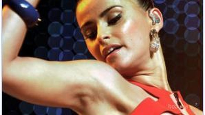 Lebih Percaya Diri Dengan Makeup Ketiak