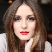 Lebih Stylish Dengan Makeup Warna Terang