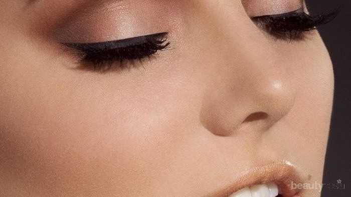 High-End Eyeshadow Palette untuk Makeup Nude