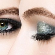 Pakai 5 Eye Primer Ini untuk Eye Makeup Tahan Lama