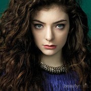 Tips Merawat Rambut Keriting Agar Tidak Mudah Kusut