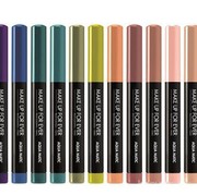 Make Up For Ever Luncurkan Produk Eyeshadow Seri Aqua Collection