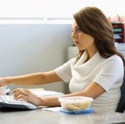 6 Manfaat Membawa Bekal ke Kantor