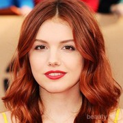 5 Inspirasi Warna Lipstik dari Selebriti Dunia