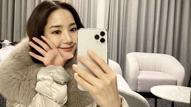 Park Min-young