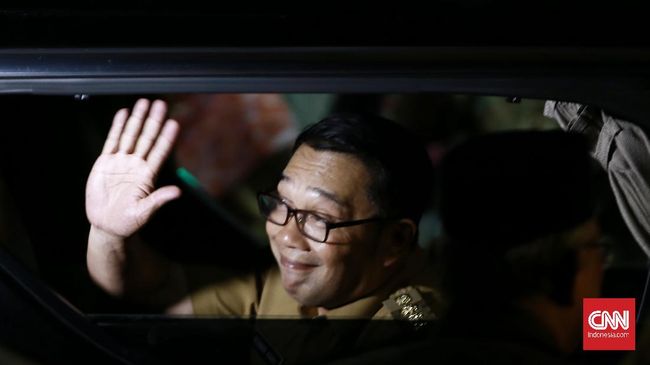 Hasil survei Charta Politika menyatakan elektabilitas Ridwan Kamil sebagai calon wakil presiden juga melebihi Erick Thohir dan Andika Perkasa.