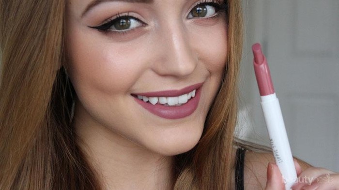 Pilihan Lipstik Warna Mauve untuk Penampilan Elegan