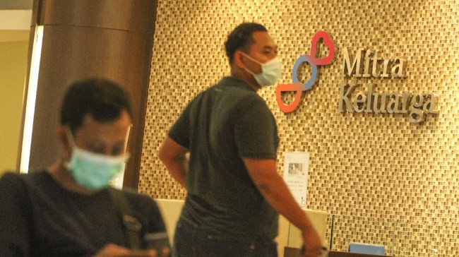 Kemenkes sedang menelusuri 50 WNA yang bergabung dalam kelompok dansa pasien positif corona asal Depok.