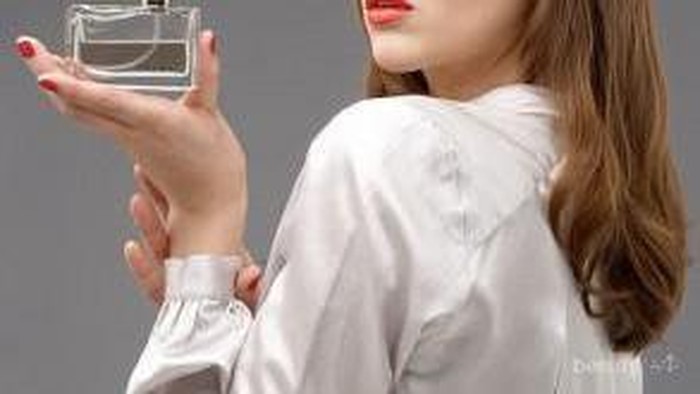 5 Parfum Andalan Para Selebriti Hollywood