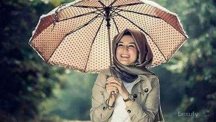 Tips Menjaga Kulit Sehat di Balik Busana Muslimah