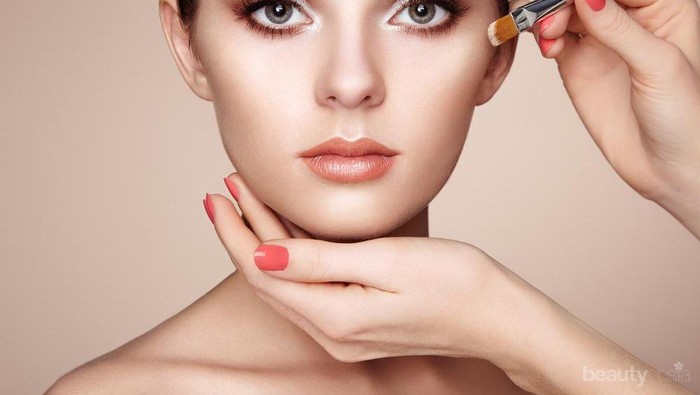Dapatkan Flawless Look dengan Foundation dari Jepang