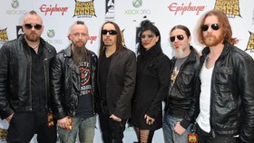 Lacuna Coil Batal Tampil di Hammersonic 2020 karena Corona