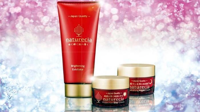 Review: Naturecia Brightening Exfoliator