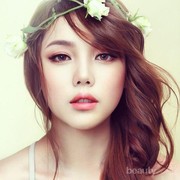 Tips Mudah Makeup Natural untuk Traveling