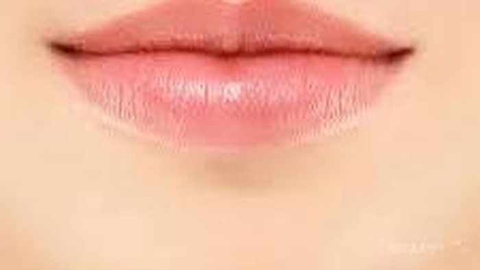 Butuh Biaya Mahal untuk Bibir Lembap? Siapa bilang!