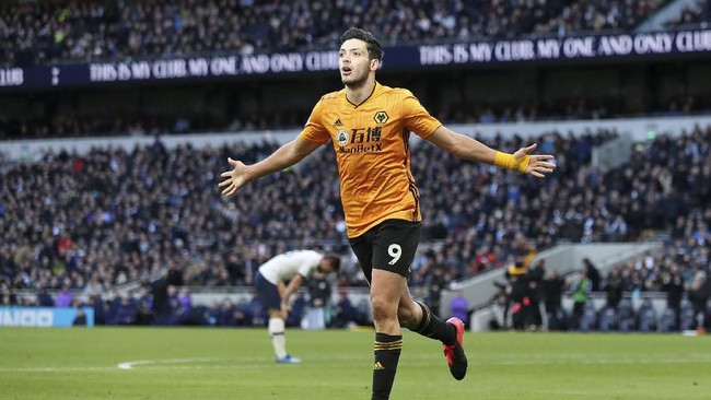 Wolverhampton Wanderers terus membangun kekuatan sebagai tim kuda hitam paling berbahaya di Liga Inggris 2020/2021.
