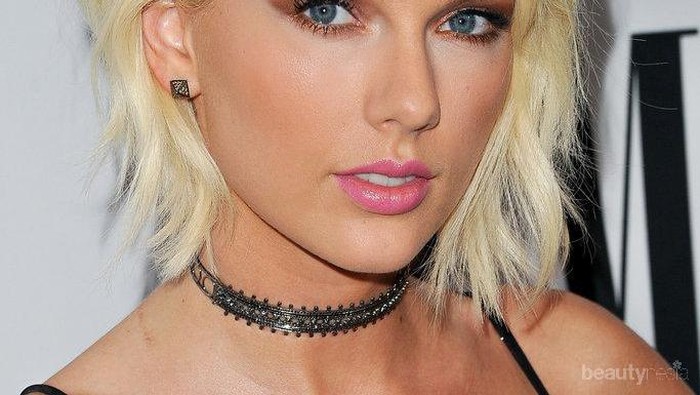 Makeup Gothic Glam ala Taylor Swift