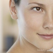 Tips Makeup Untuk ke Pesta yang Praktis & Tahan Lama