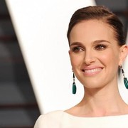 Lipstick Favorit Para Selebriti Hollywood di Red Carpet (Bagian 2)
