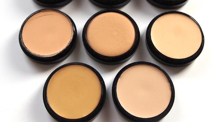 Rekomendasi Foundation di Bawah Rp100 Ribu