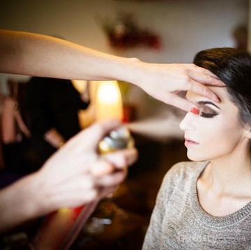6 Rekomendasi Setting Spray Agar Makeup Tetap Matte Sepanjang Hari
