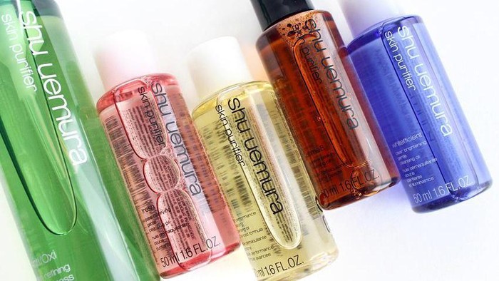 5 Pilihan Cleansing Oil Terbaik untuk Traveling