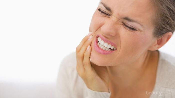 Atasi Masalah Gigi Berlubang Secara Alami