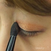 Tips Mudah Agar Warna Eyeshadow Tahan Lebih Lama