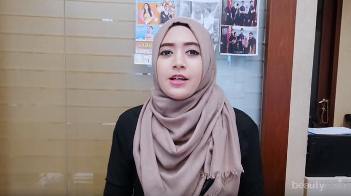 Hijab Stylish nan Simple untuk ke Kantor