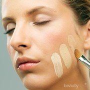 Tips Memakai Foundation Agar Lebih Tahan Lama