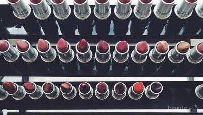 Warna-Warni Produk Lipstik Terlaris dari MAC