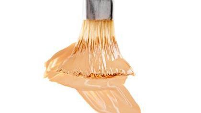 Rekomendasi Foundation Terbaik untuk Kulit Berminyak