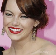 Tips Memilih Lipstick untuk Tampilan Gigi Lebih Putih