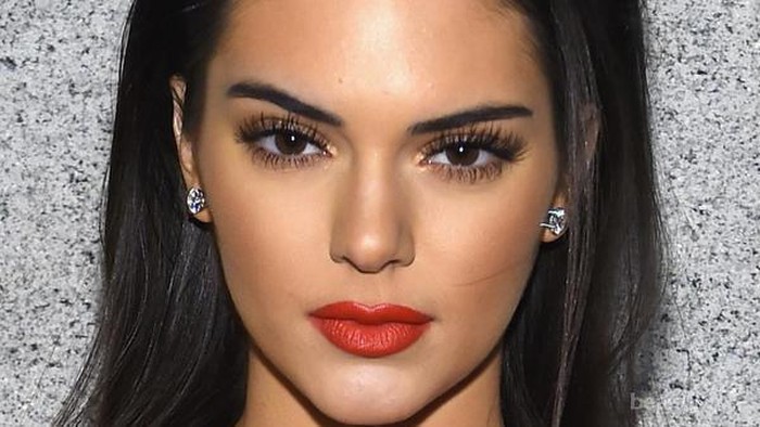 Tips Memilih Eyebrow Sesuai Warna Kulit